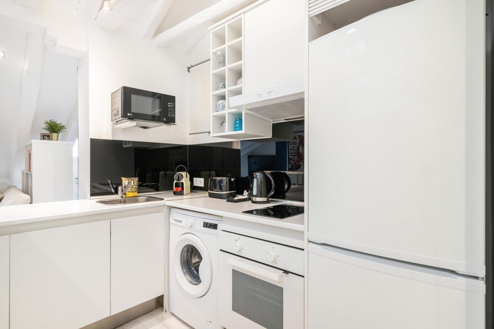 Cb21 Apartment Madrid Eksteriør bilde